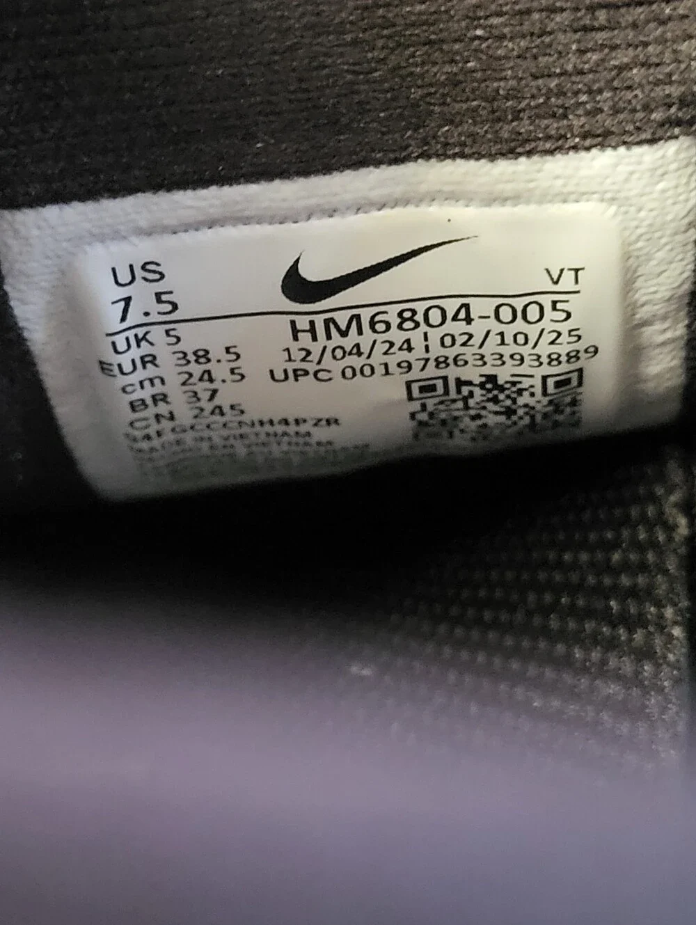 Nike Vomero 18 Running Shoes Sneakers Black White ZoomX ReactX Women's Size 7.5